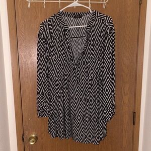 Cocomo Black and White Geometric Blouse